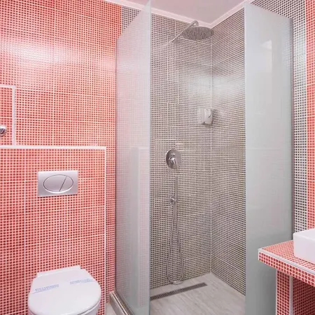 Atoli * Skála Marión